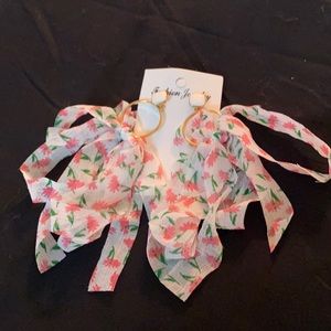 Bow earrings- pierced